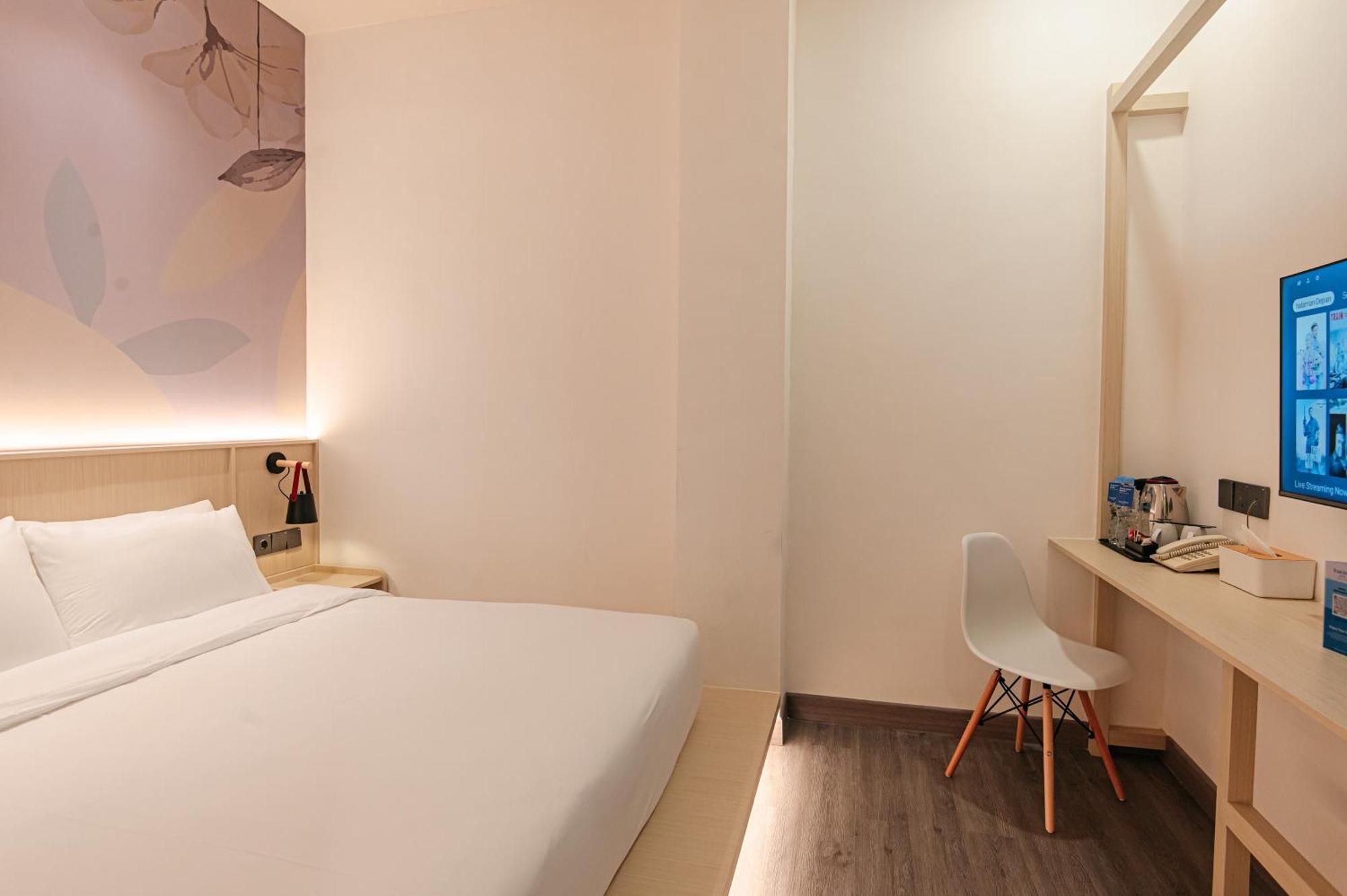 True Blue Hotel Menteng จาการ์ตา ภายนอก รูปภาพ