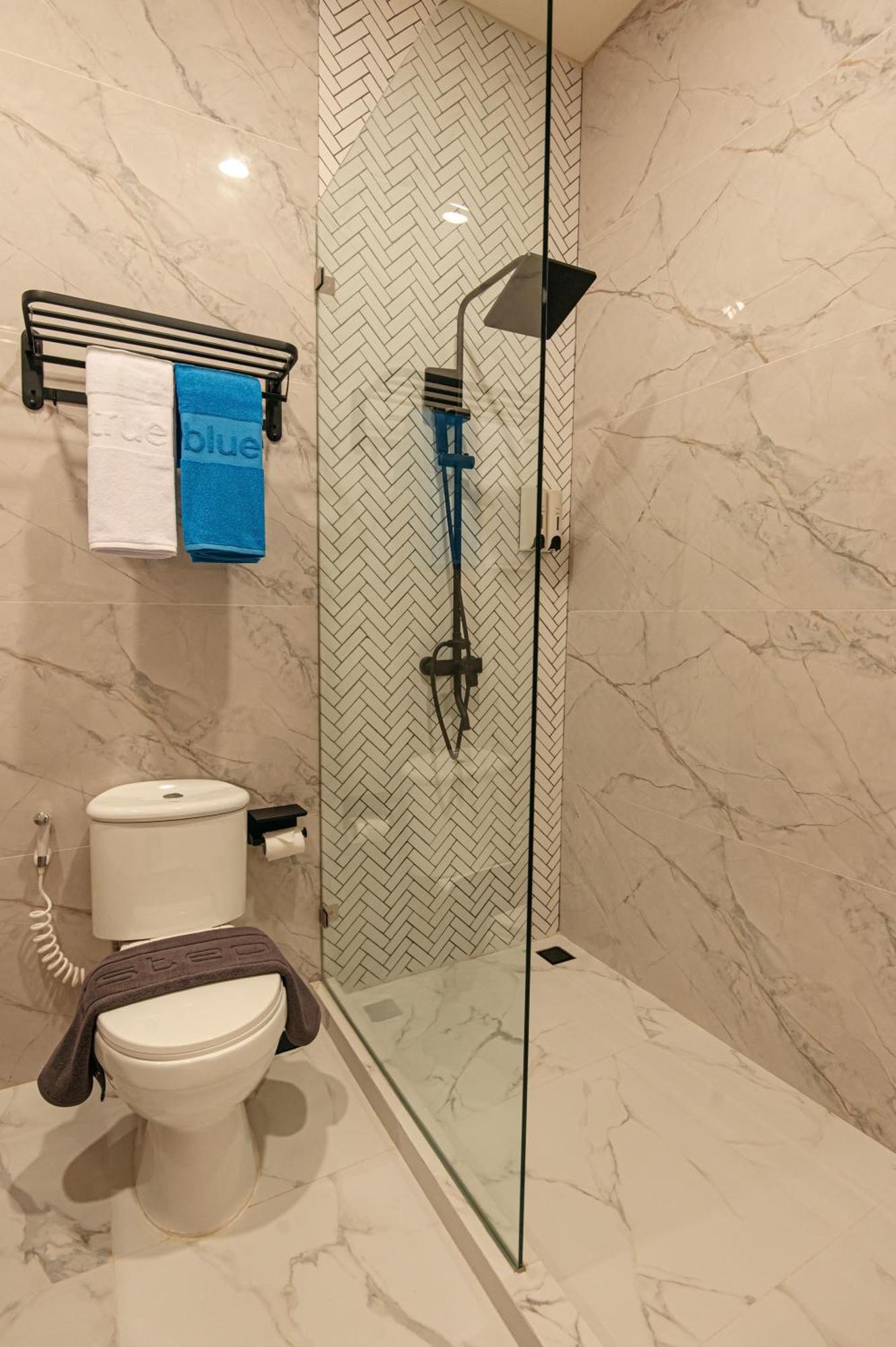True Blue Hotel Menteng จาการ์ตา ภายนอก รูปภาพ
